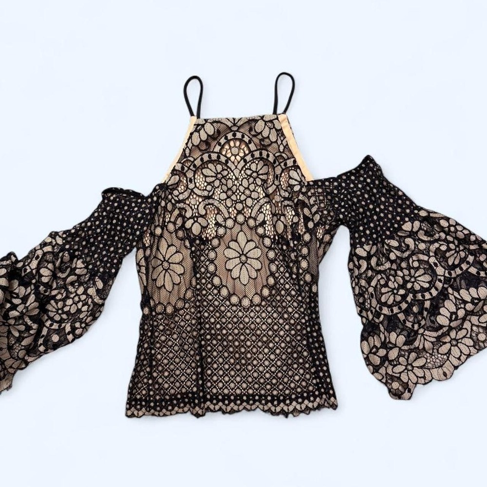 Venus black and cream lace top - Picture 4 of 7